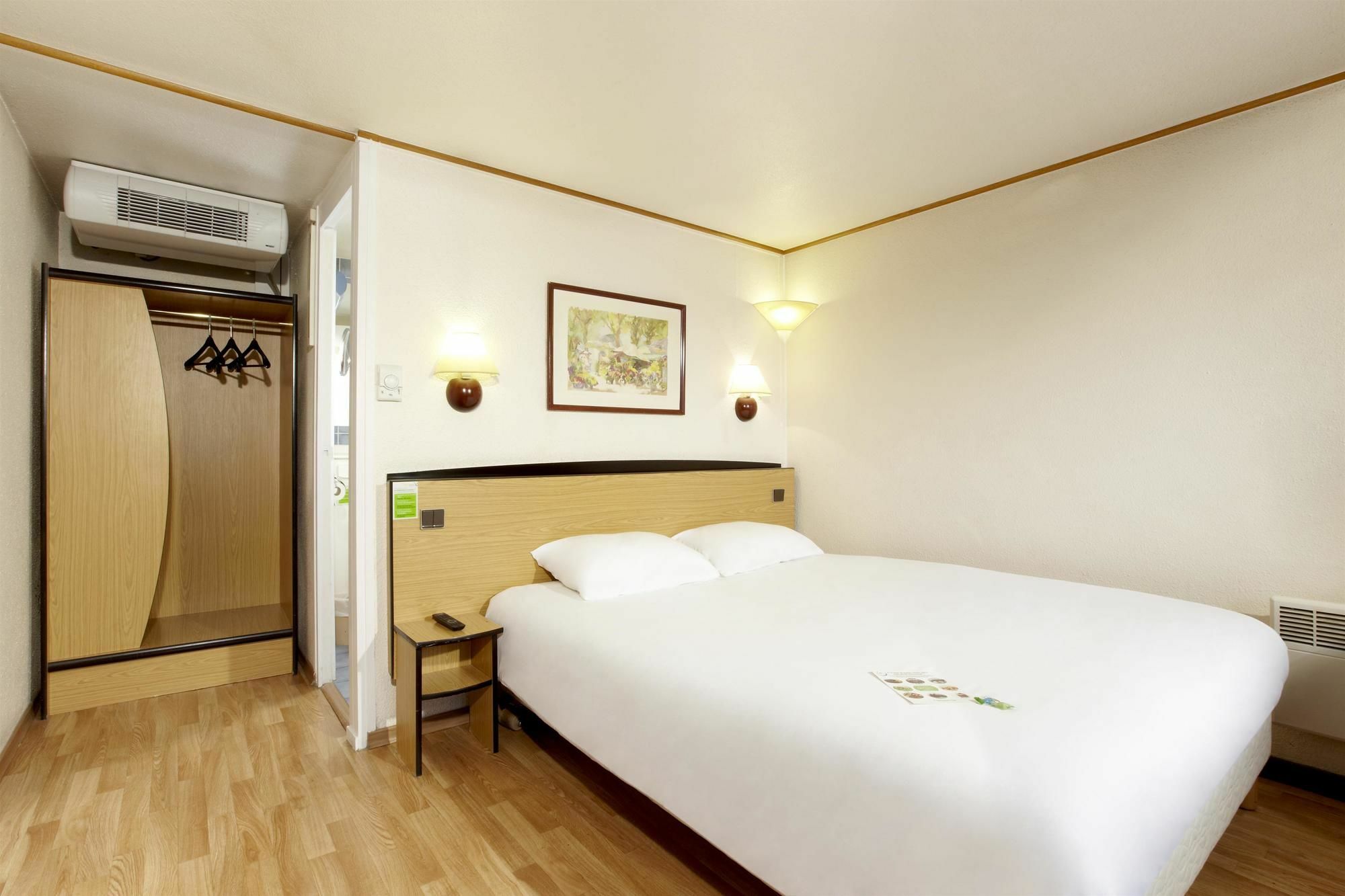 Kyriad Direct Saint-Dizier Exterior foto